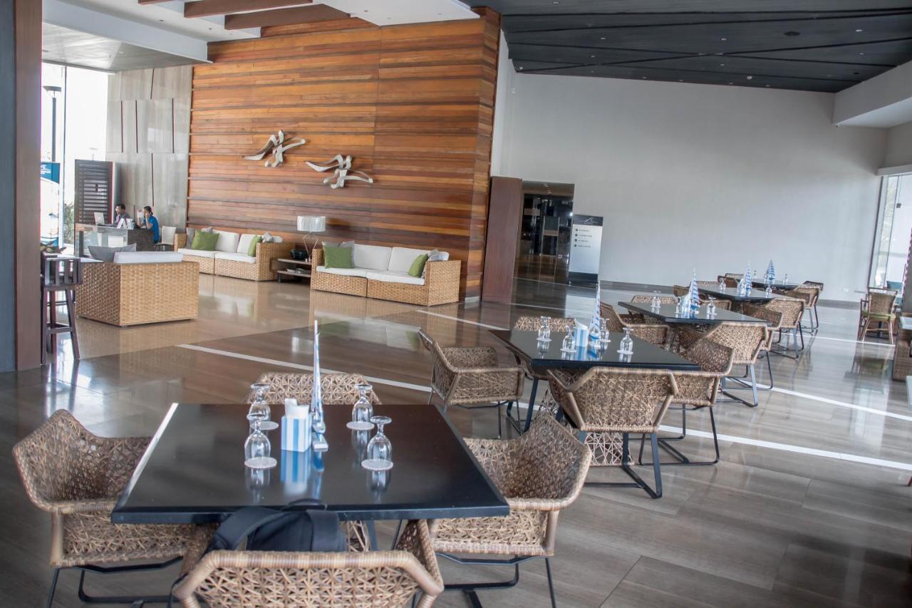 Oceanfront At Arterra, Fast Wifi, Nflix, Kitchen -C Lapu-Lapu City Exterior photo